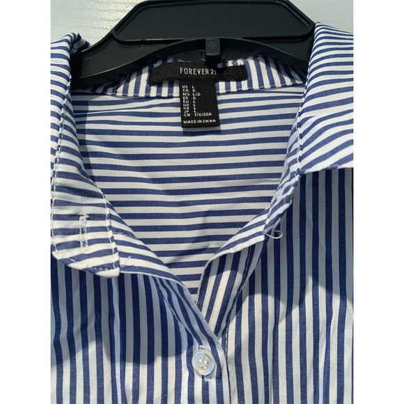 ⭐️ Forever 21 Tie-Front Striped Shirt Dress - Picture 5 of 5